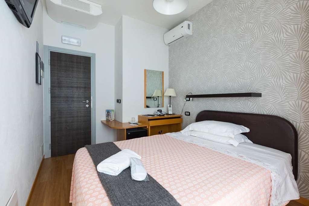 Hotel Logonovo Llido Degli Estensi Room photo